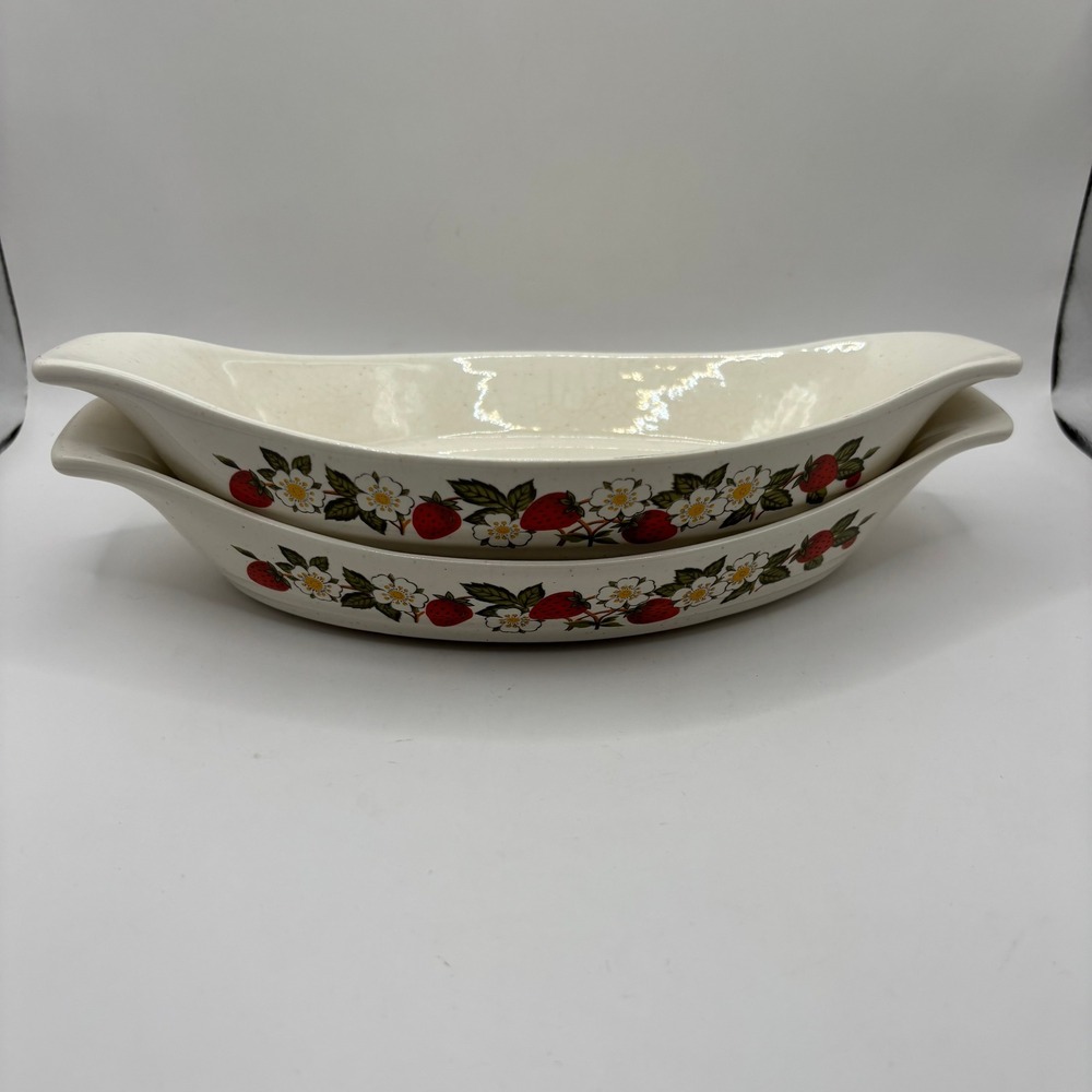 Sheffield Strawberries n Cream Stoneware Au Gratin Baking Dish Set of 2 Japan‎